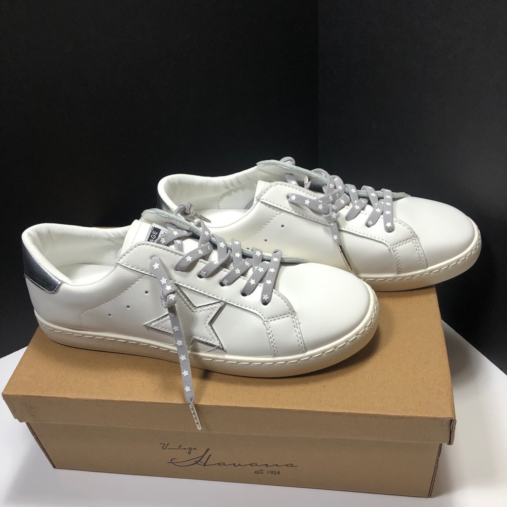 🎉🎉HP🎉🎉 Vintage Havana Bianca Betsy Sneakers - Picture 7 of 13